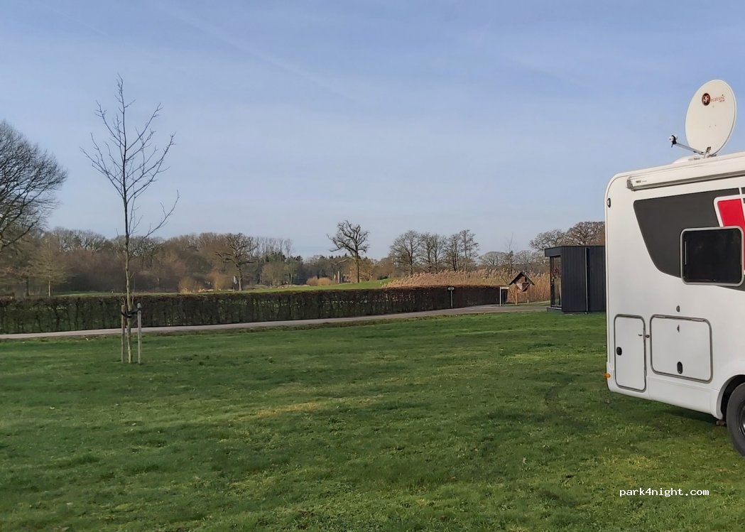 Camperplaats golfbaan Bleijenbeek — foto 3