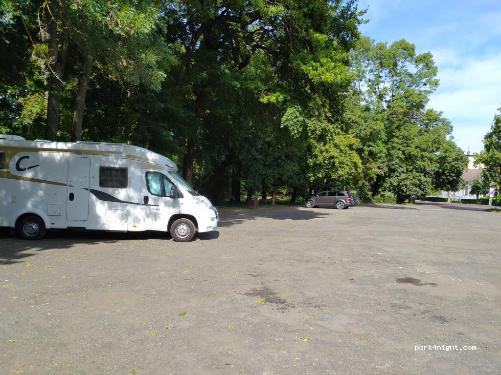 (8360) Keszthely - 78 Erzsébet királyné útja — foto 2