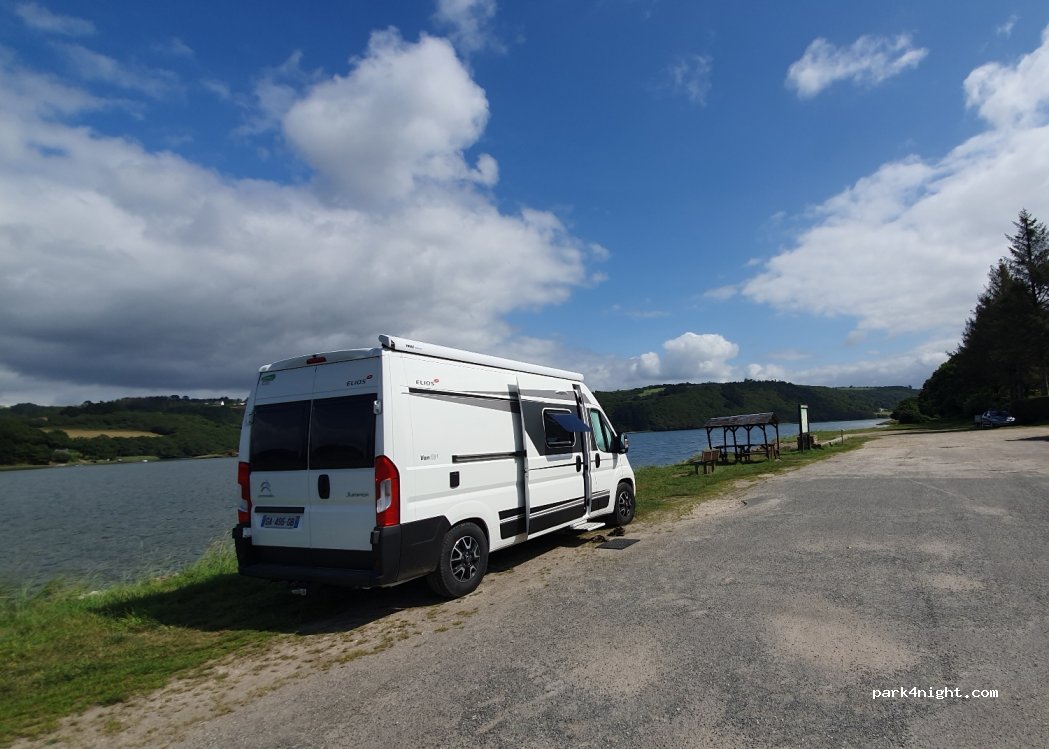 (29150) Dinéault - 47 Le Passage — foto