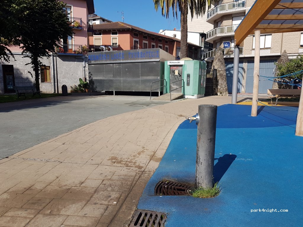 (48370) Bermeo - 4 Arreskuenaga Kalea — foto