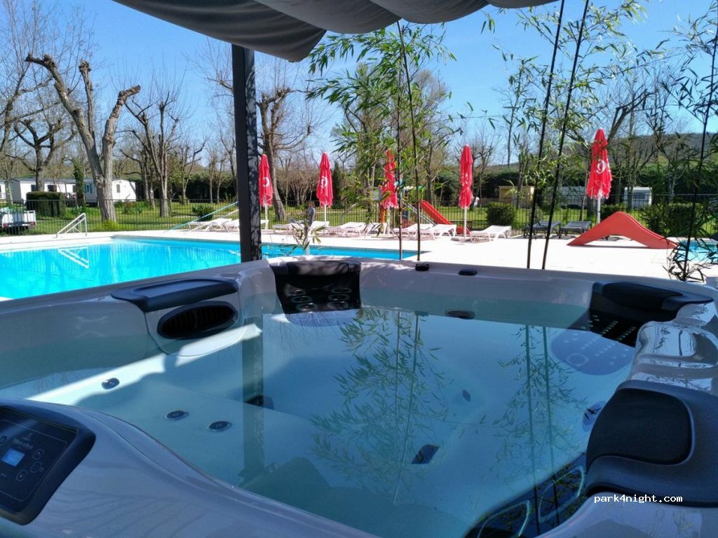 Camping Le Sous Perret — foto