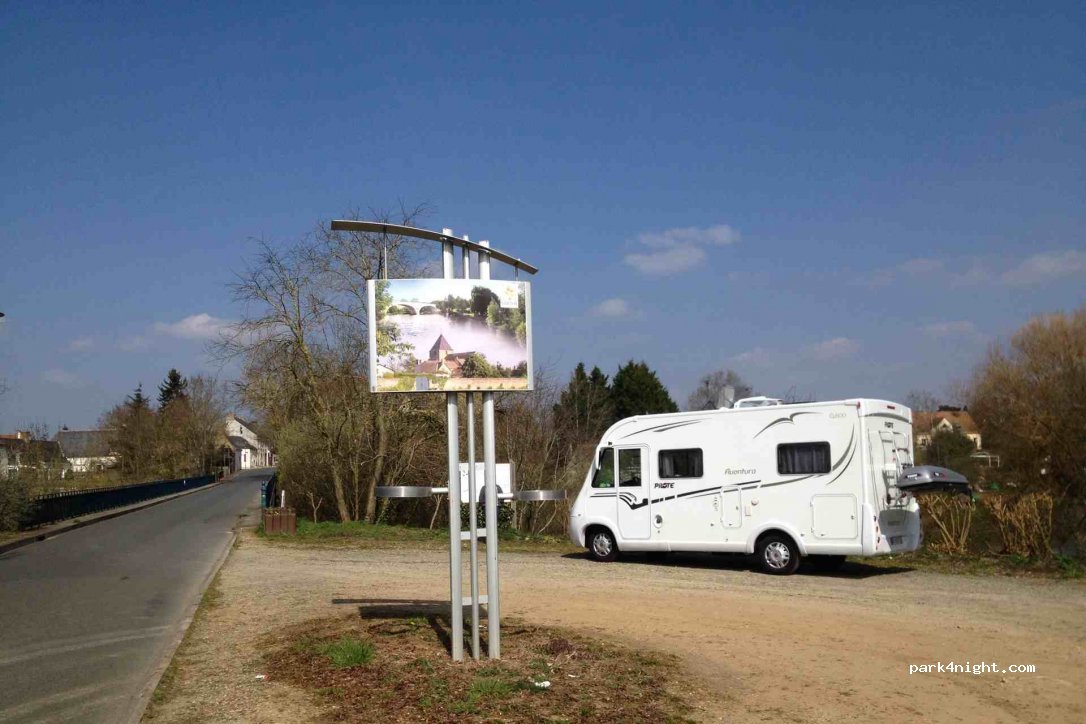 (72210) Roézé-sur-Sarthe - Route de Parigné — foto