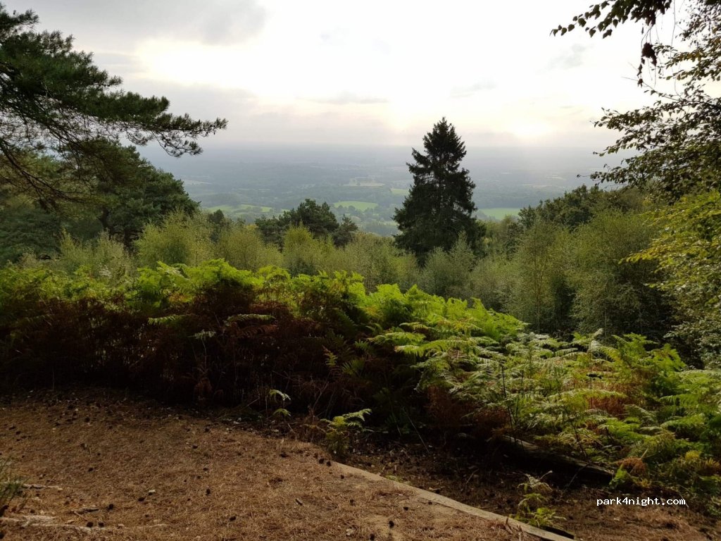 (GU27 3BJ) Haslemere - Tennyson's Lane — foto