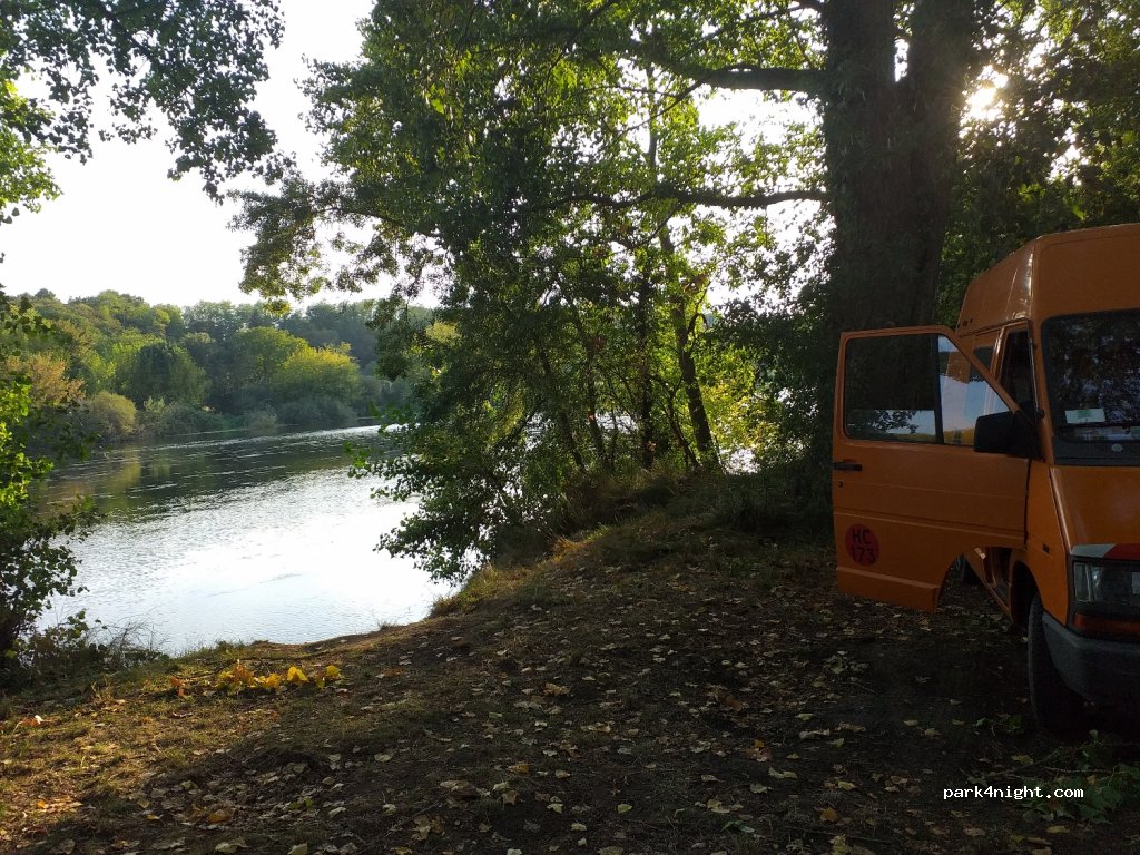 (37270) Saint-Martin-le-Beau - Chandon — foto
