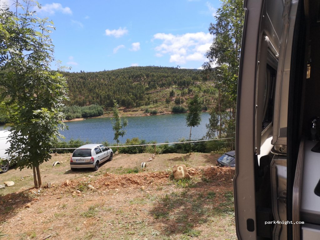 Parque de Campismo Foz de Alge — foto