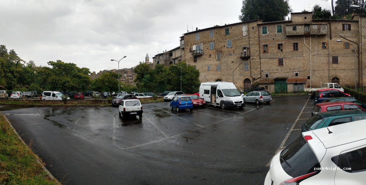 (01025) Grotte di Castro - 22 Via del Lago — foto