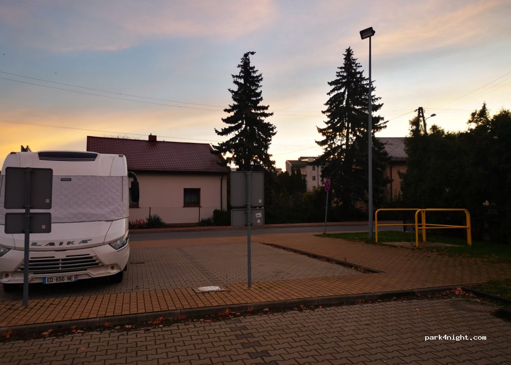 (98-300) Wieluń - 15 Staszica — foto 2