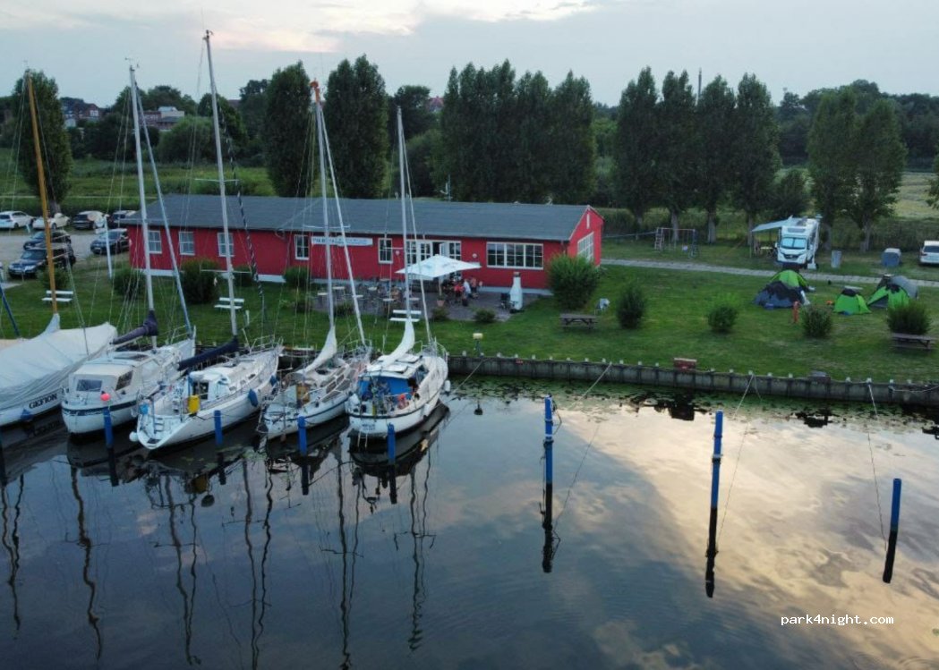 Yachtclub Ueckermünde — foto 4