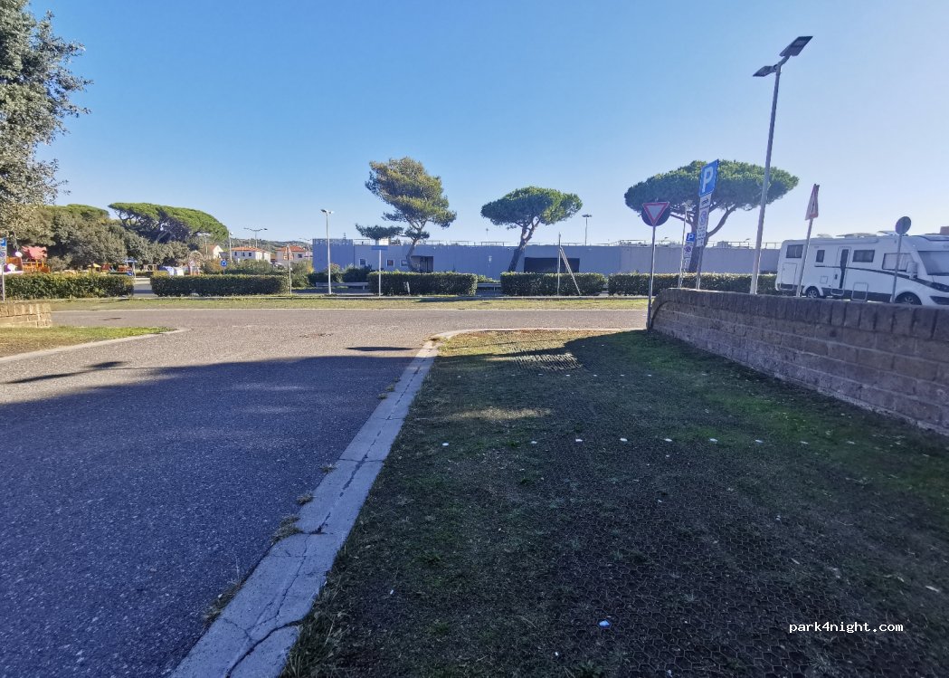 (57016) Rosignano Solvay-Castiglioncello - 3 Via G. Donizetti — foto