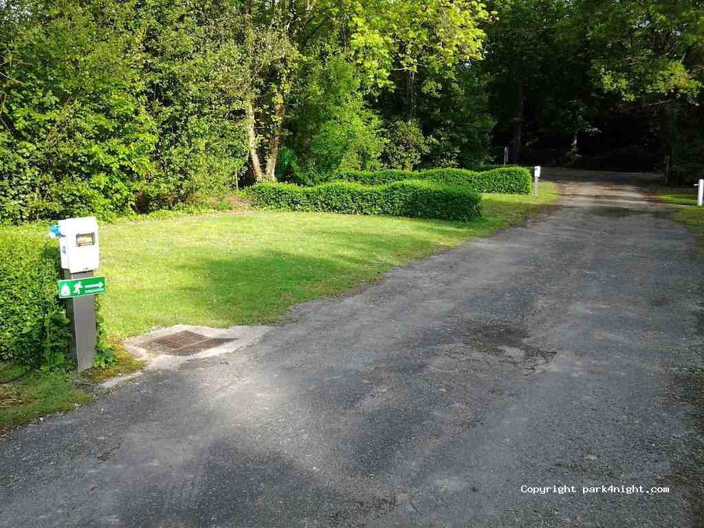 Camping Le Bois Dinot — foto