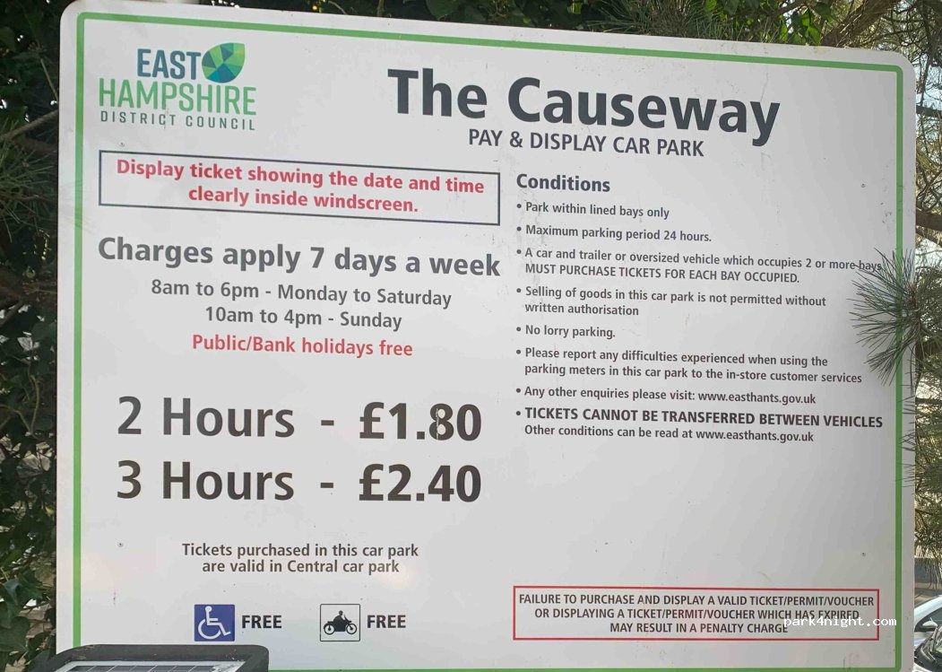 (GU31 4JR)  - The Causeway — foto 2