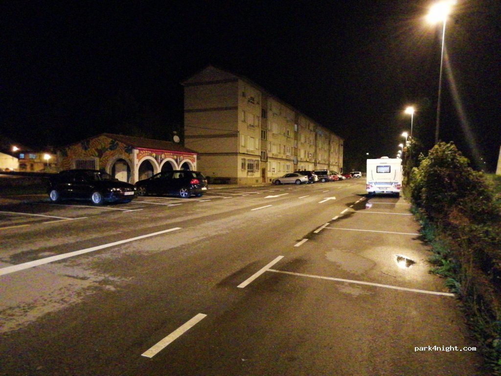 (39200) Reinosa - 12 Calle Duque y Merino — foto