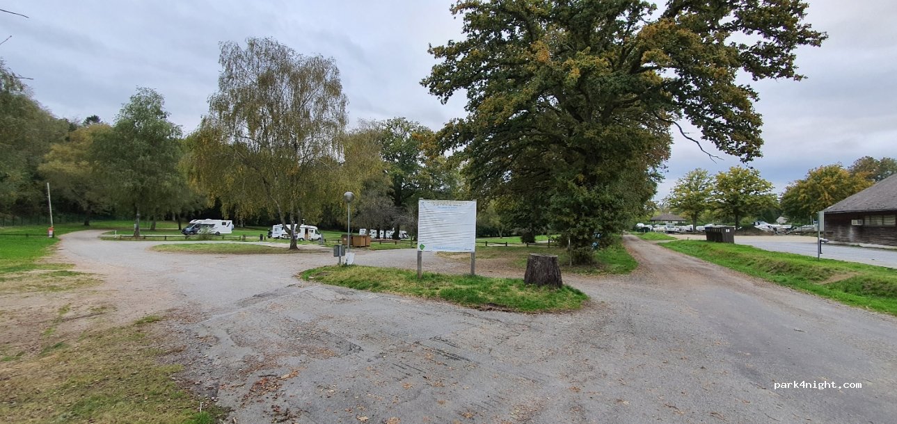 (87470) Peyrat-le-Château - Route du Barrage — foto