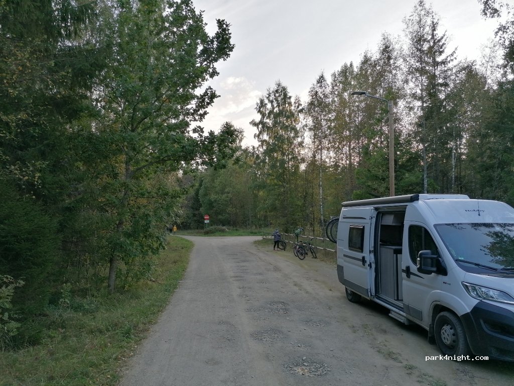 (74010) Lubja - Unnamed Road — foto