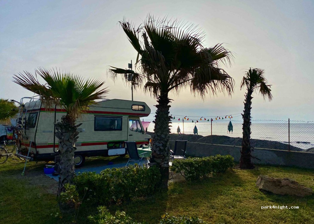 Camping Village Punta Alice — foto 4