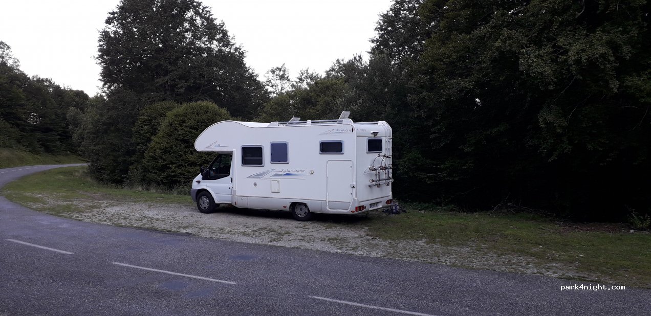 (09140) Aulus-les-Bains - D8F — foto