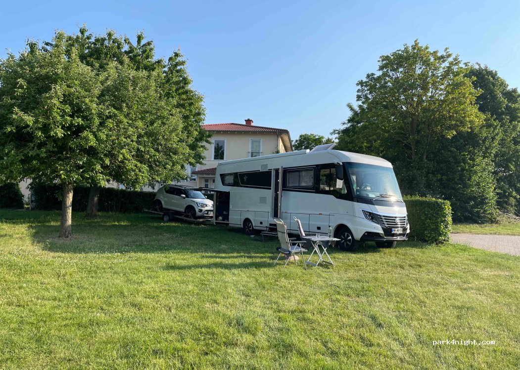 Hofgut Holz-Liebrich | Wohnmobil- und Caravanstellplatz — foto 3
