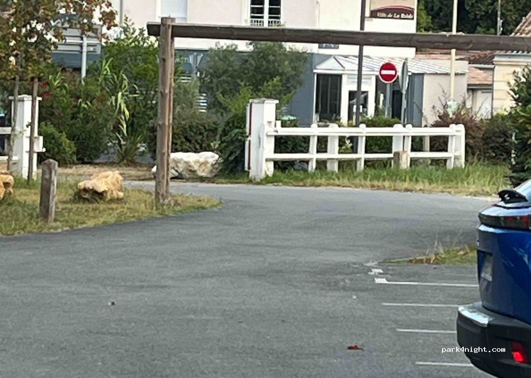 (33650) La Brède - 28 Avenue Charles de Gaulle — foto 4
