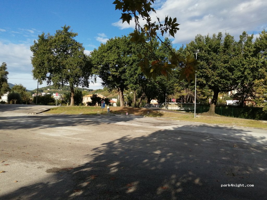 (60030) Angeli di Rosora - 4 Via Fiume — foto
