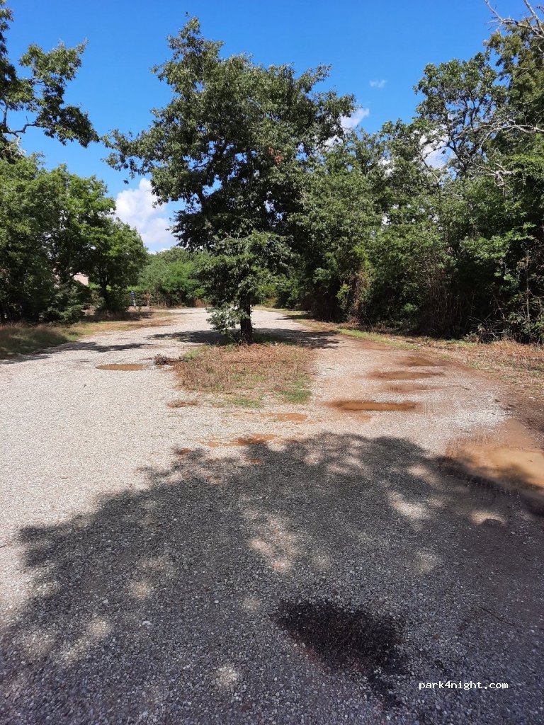 (58010) Sorano - Unnamed Road — foto