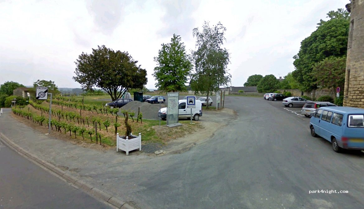(49540) Martigné-Briand - Avenue du Château — foto