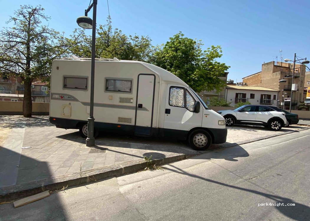 (92026) Favara - 71 Via San Angelo — foto