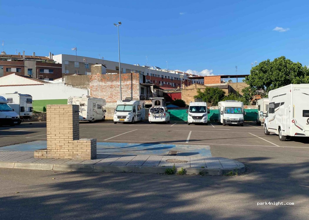 (06007) Badajoz - 10 Camino Viejo San Vicente — foto 2