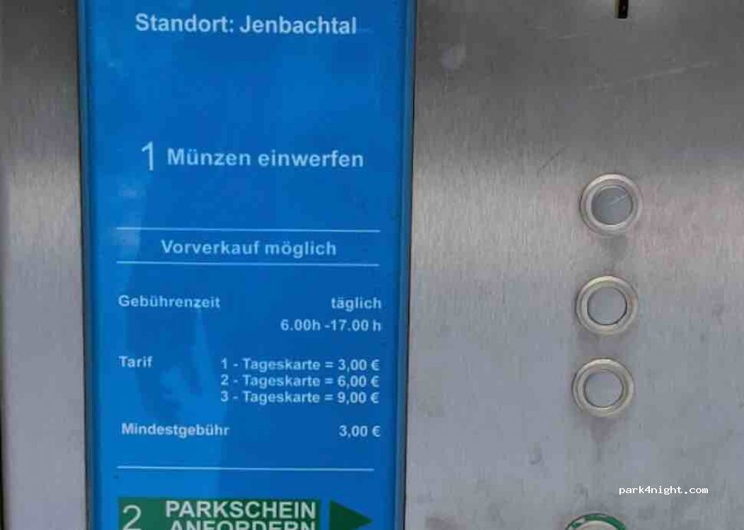 Wanderparkplatz oberes Jenbachtal — foto