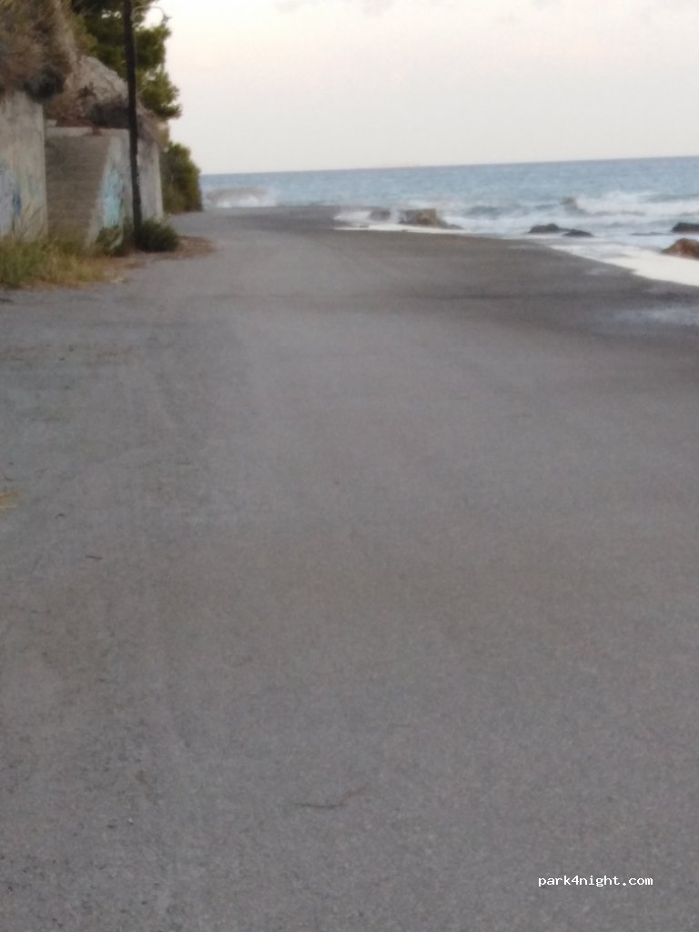 (340 03) Paralia Kimis - Unnamed Road — foto