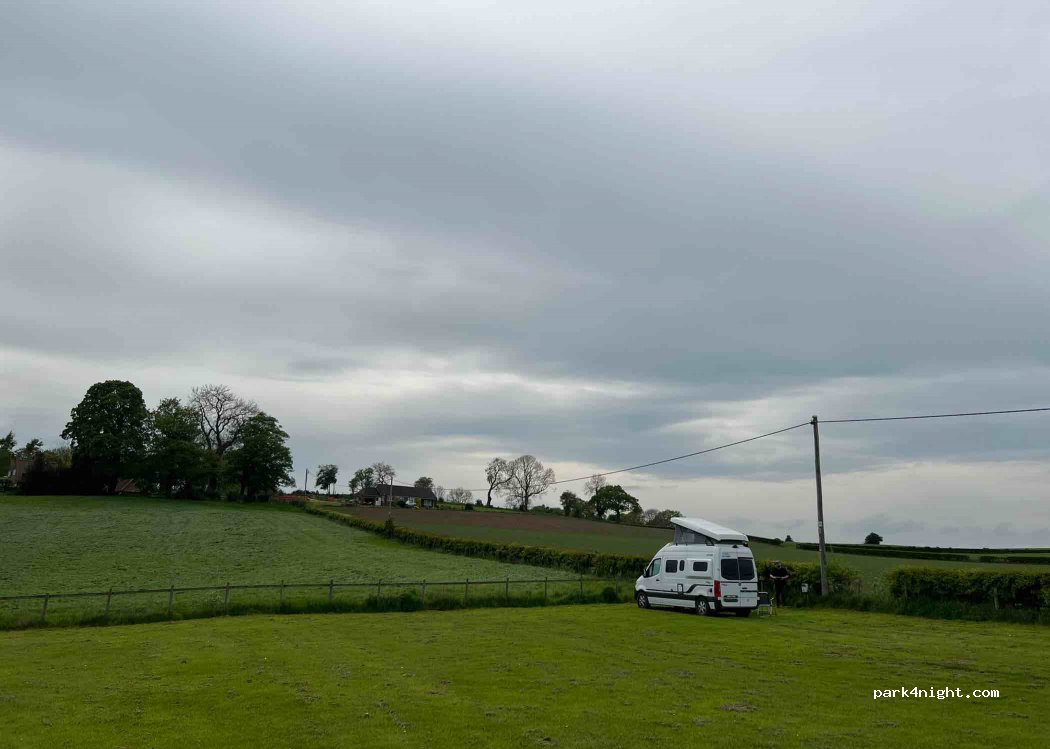 Peel Park Camping — foto