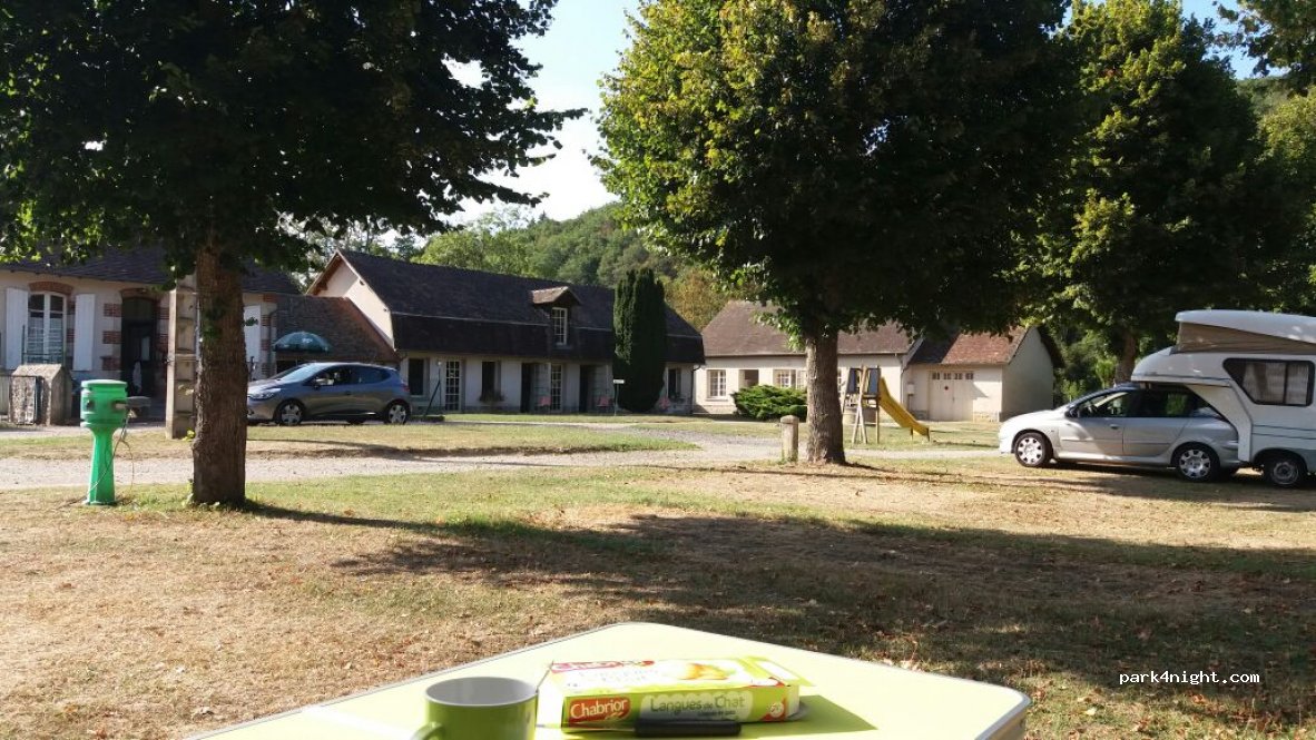 Camping Municipal La Pouge — foto 3
