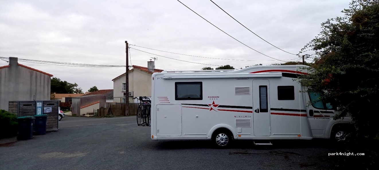 (44690) Monnières - 10 Rue de la Huperie — foto