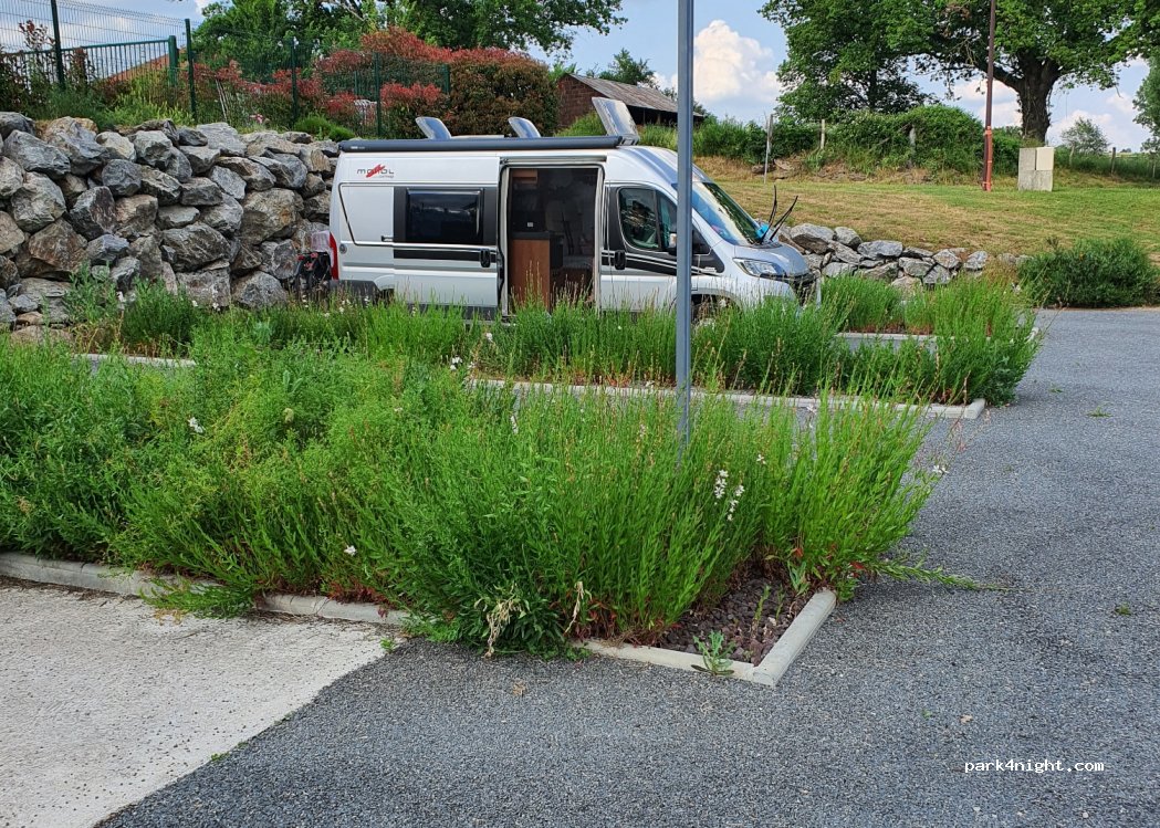 Area Camper Verneix — foto 4