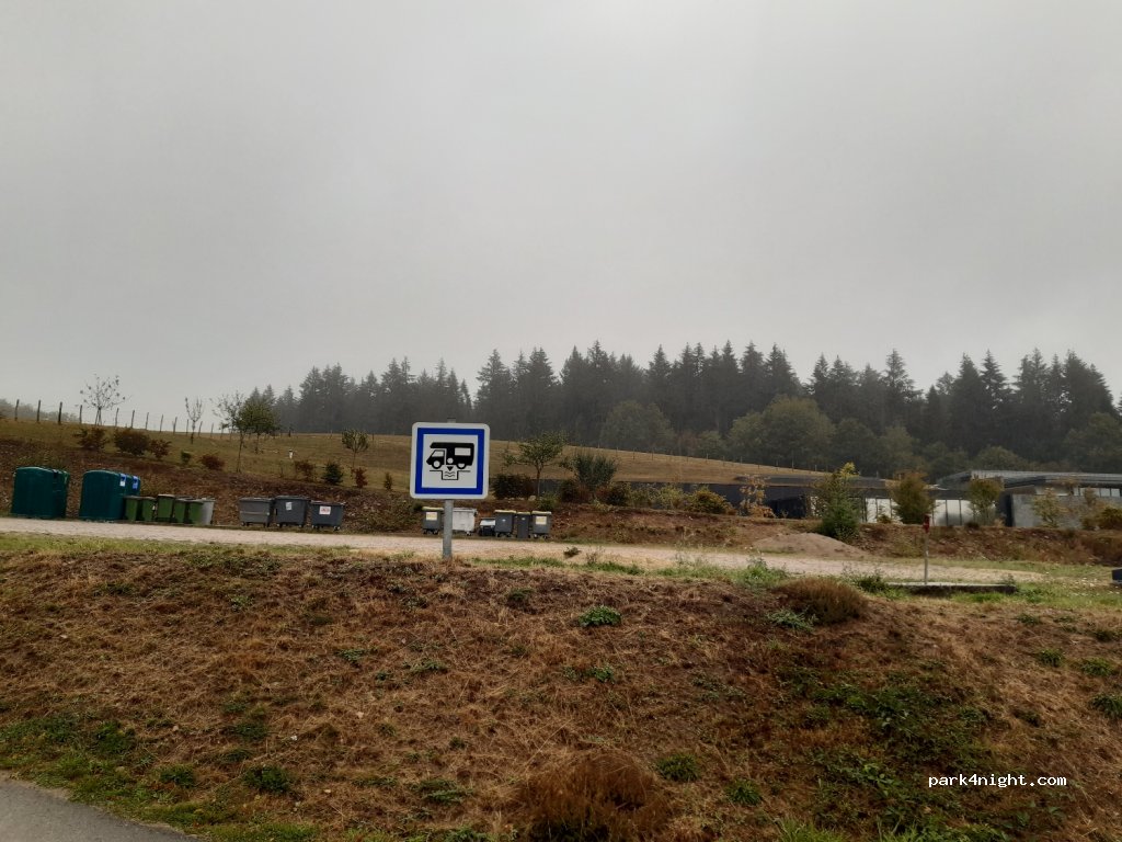 (58370) Glux-en-Glenne - 5 L'Haut de la Croix — foto