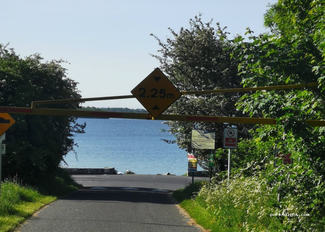 () Co. Westmeath - Ladestown Lough Ennell — foto 3