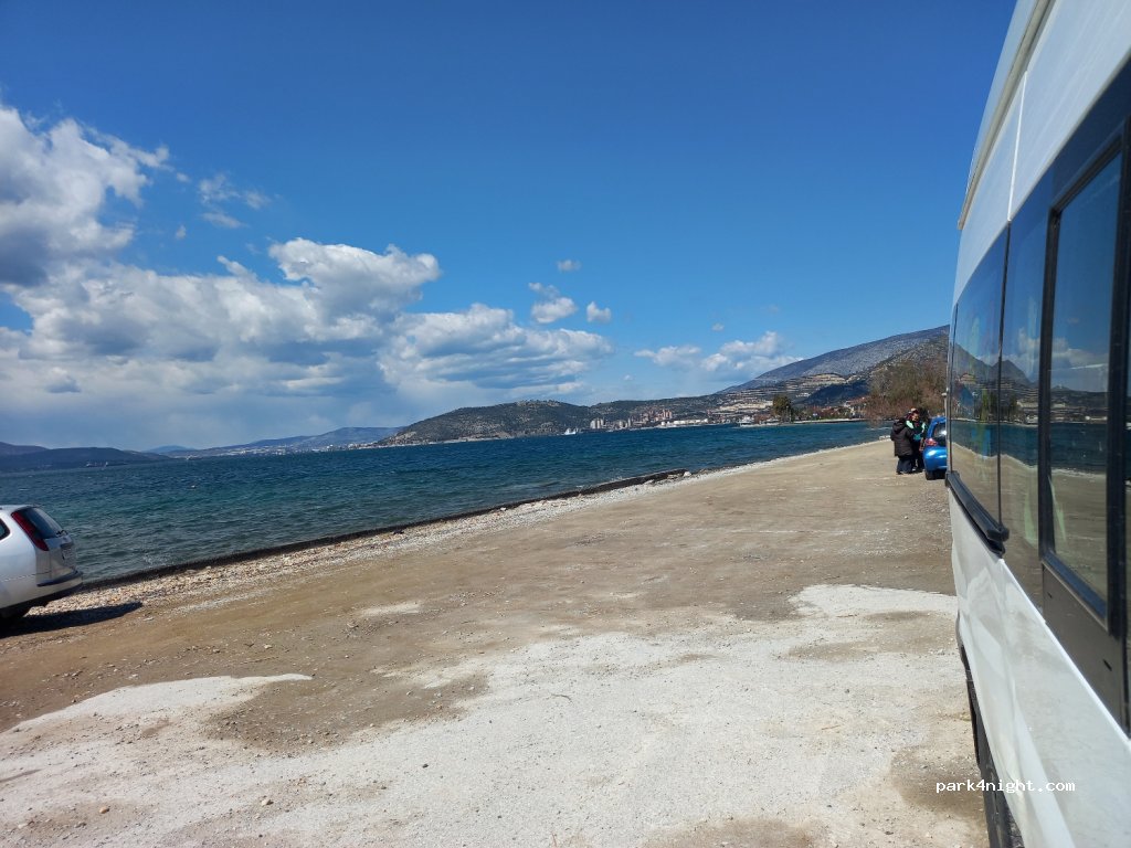(373 00) Agria - 45 Iroon Politechniou — foto 2