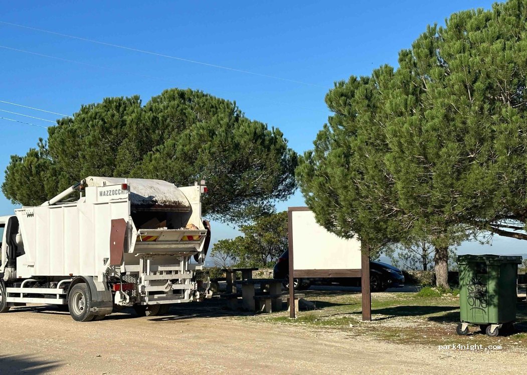 (2480) Porto de Mós - 26 Rua Serra dos Candeiros — foto 3