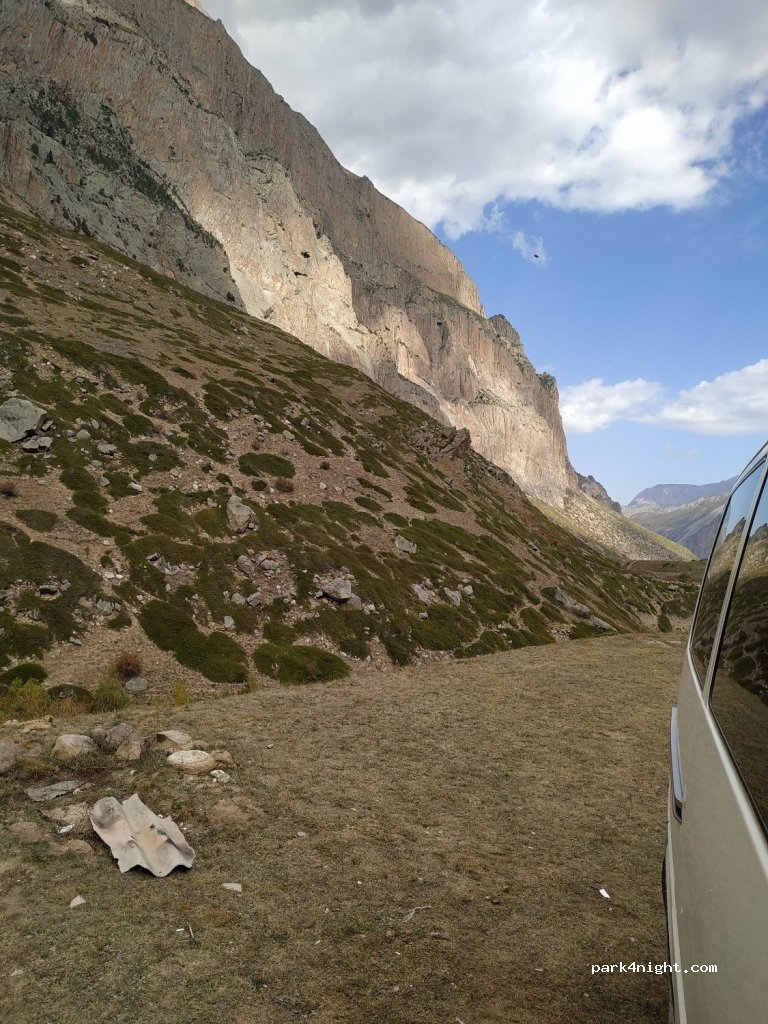 (361416) Bulungu - Unnamed Road — foto