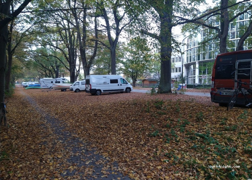 (20251) Hamburg - 72 Salomon-Heine-Weg — foto
