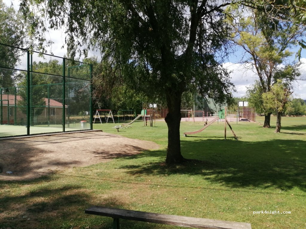 (24271) Llamas de la Ribera - 30 Calle la Barca — foto 3
