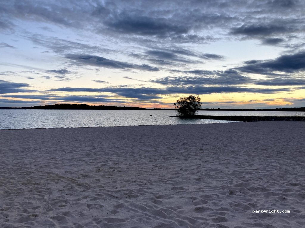 (51290) Sainte-Marie-du-Lac-Nuisement - Unnamed Road — foto 4