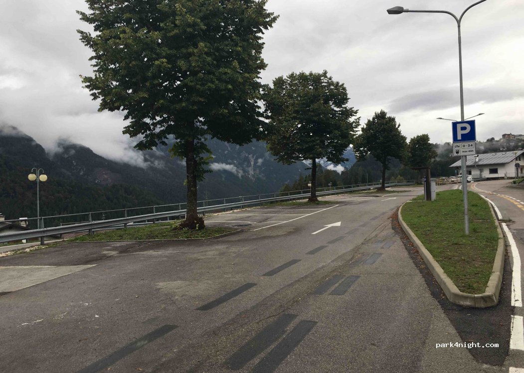 (32042) Calalzo di Cadore - 41 Località La Bella — foto