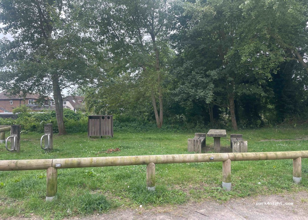 (CT21 4NB) West Hythe - Royal Military Road — foto 4