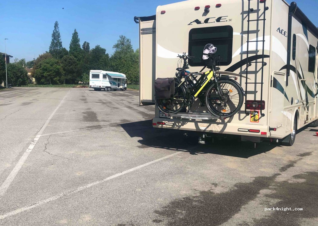 Area Sosta Camper Mesola — foto 3