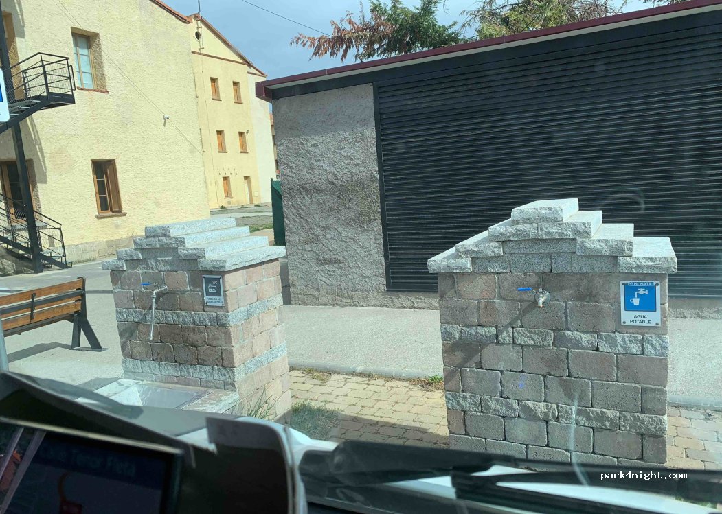 Área de Autocaravanas Sabiñánigo — foto 3