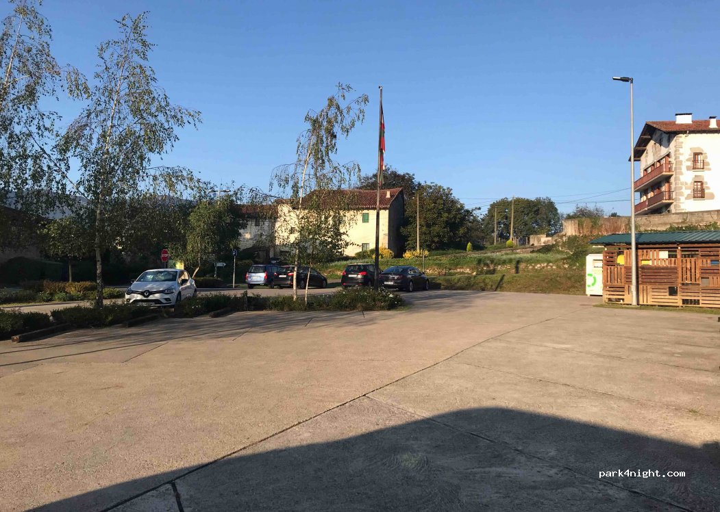 (20159) Zizurkil - 909 Lugar Zizurkil Nucleo — foto
