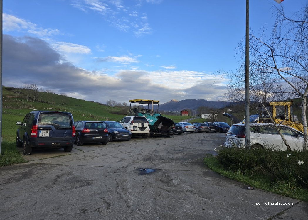(20159) Zizurkil - 909 Lugar Zizurkil Nucleo — foto 5