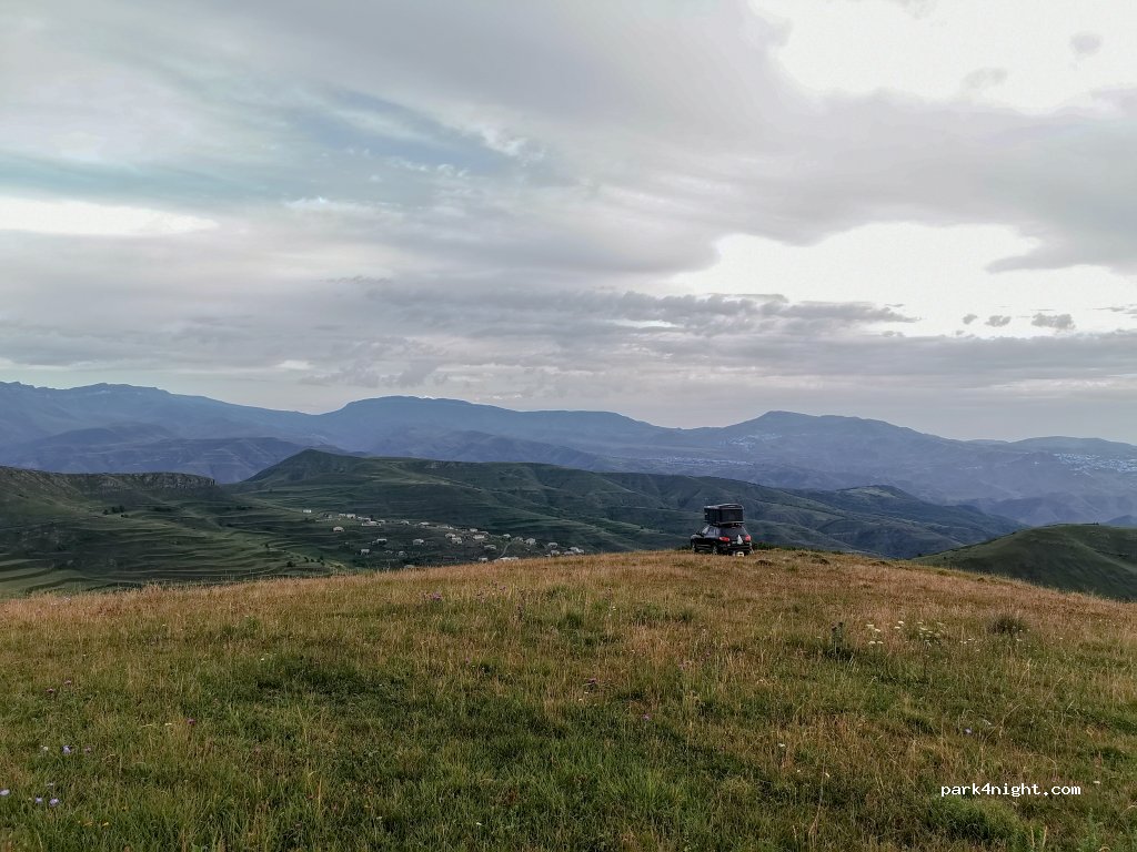 (368586) Kubachi - Unnamed Road — foto