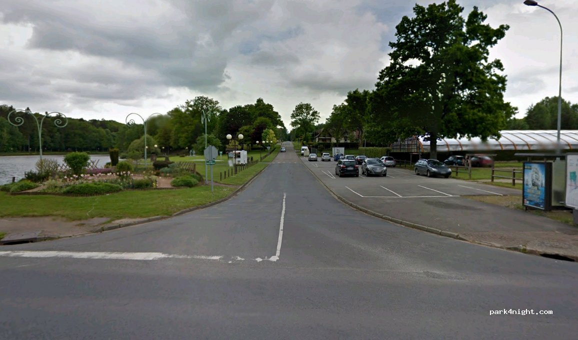 (76440) Forges-les-Eaux - 1 Avenue Olivier de Montalent — foto