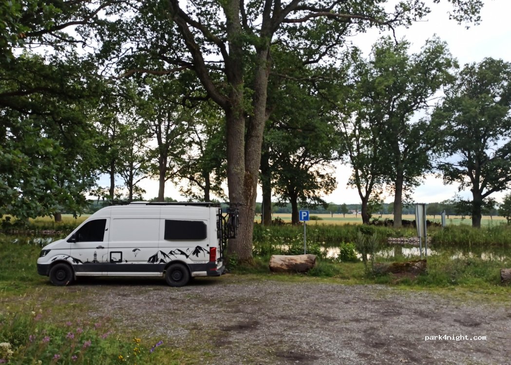 (732 94) Säby - — foto 3